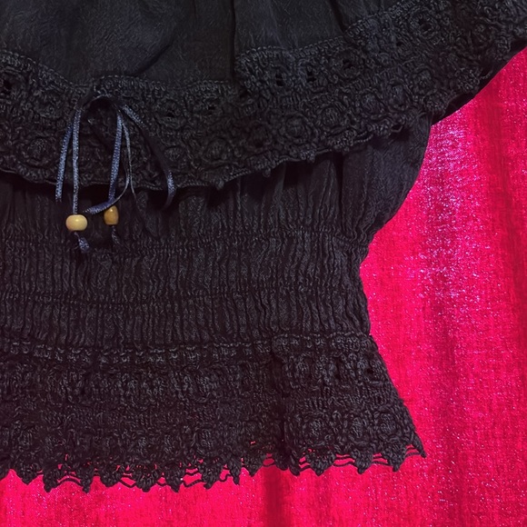 SEASPICE blouse, Peruvian cotton with wooden beads & embroidery. - Picture 3 of 4